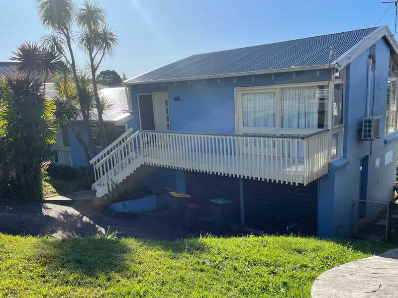 FULLY FURNISHED Family Home with Views