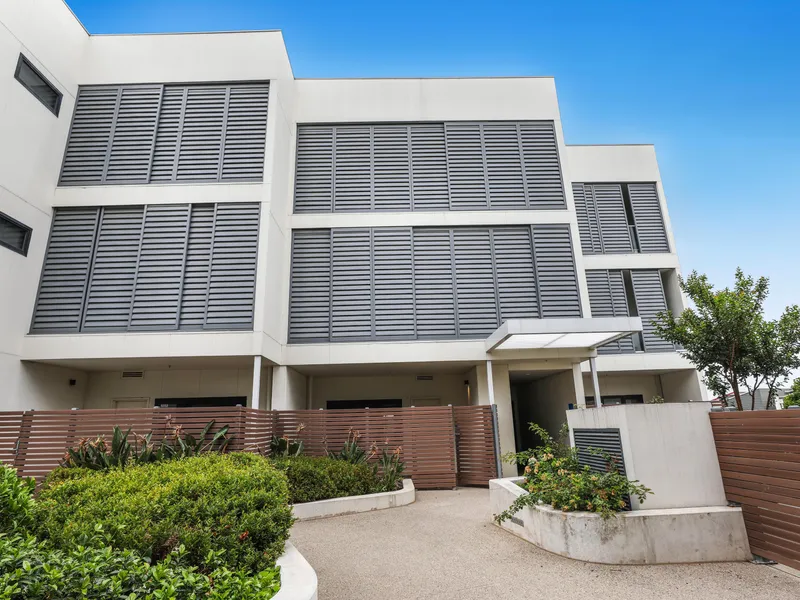 Immaculate and perfectly positioned