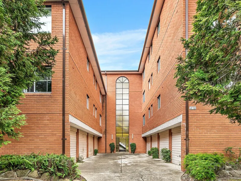 Spacious 3 bedroom unit