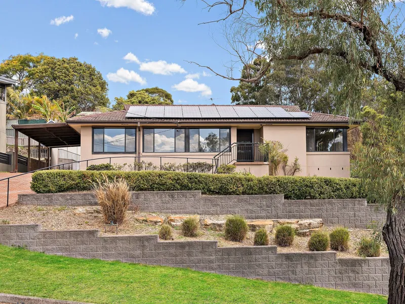 Family home presenting enormous future potential