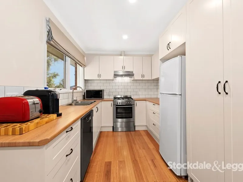 Single-level Haven Of Low-maintenance Ease