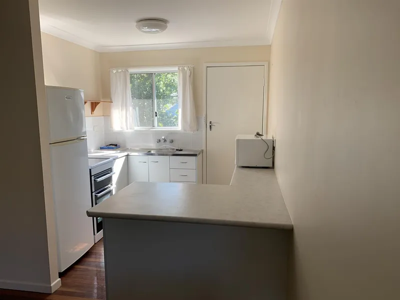 FURNISHED 2-BED UNIT