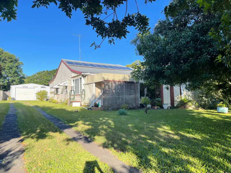 DONT JUDGE A BOOK BY ITS COVER