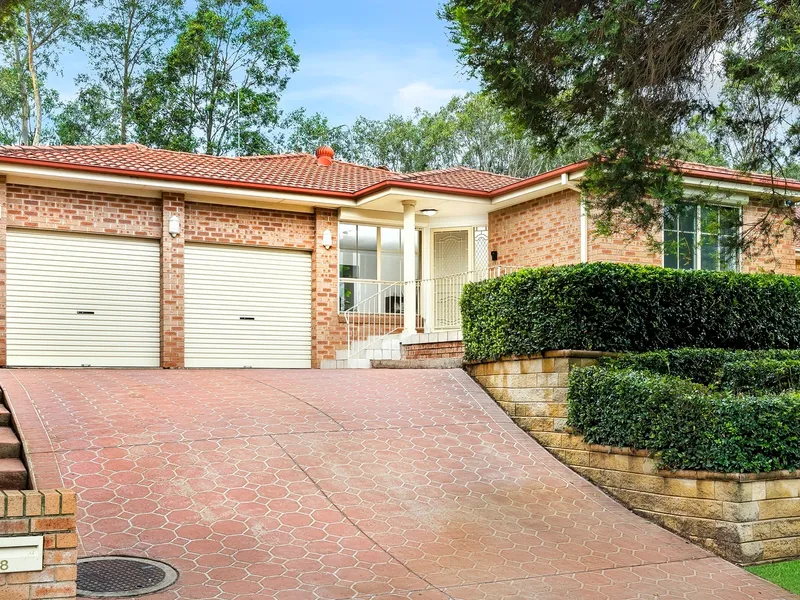 Immaculate stylish family home within short walk to train station