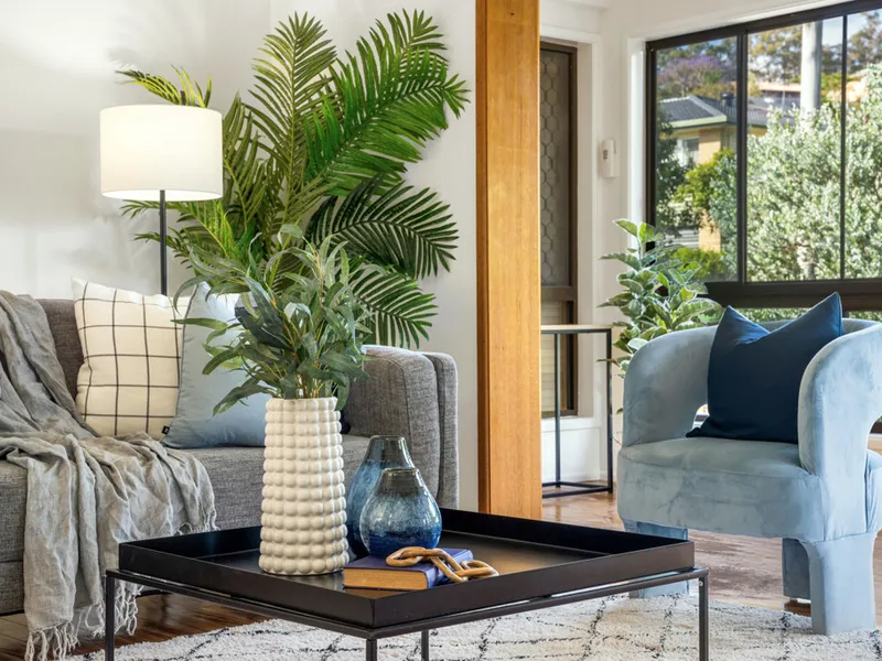 9 Hobbs Street: Where Fresh Beginnings and Endless Possibilities Meet!