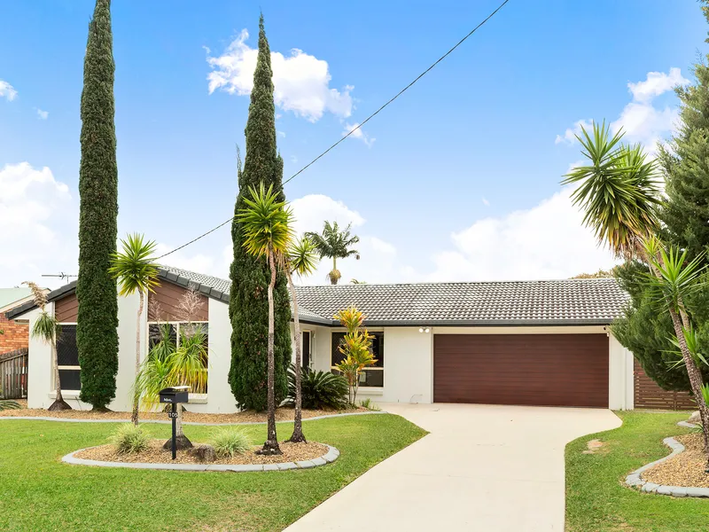 Move in now - Family Home, big Shed, Solar and great Location