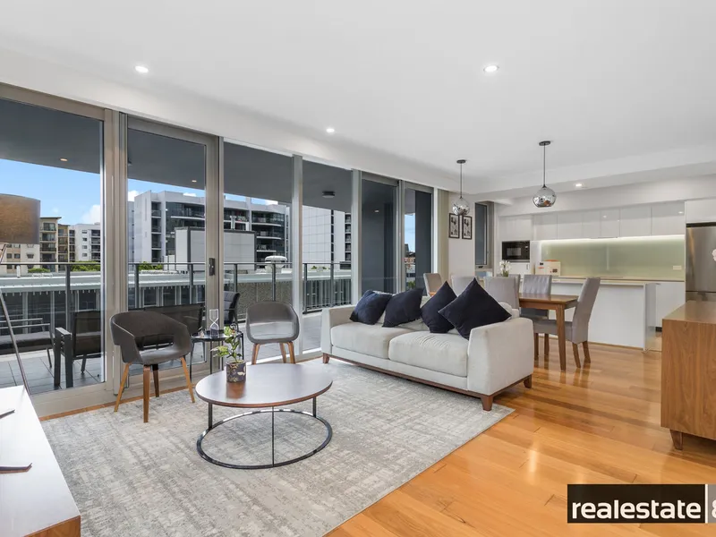 LUXURY INNER CITY LIVING