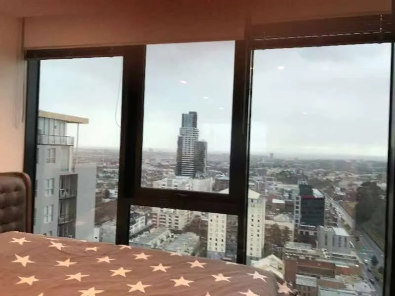 MODERN CBD LIVING WITH CITY VIEWS WITH FULLY FURNISHED!!