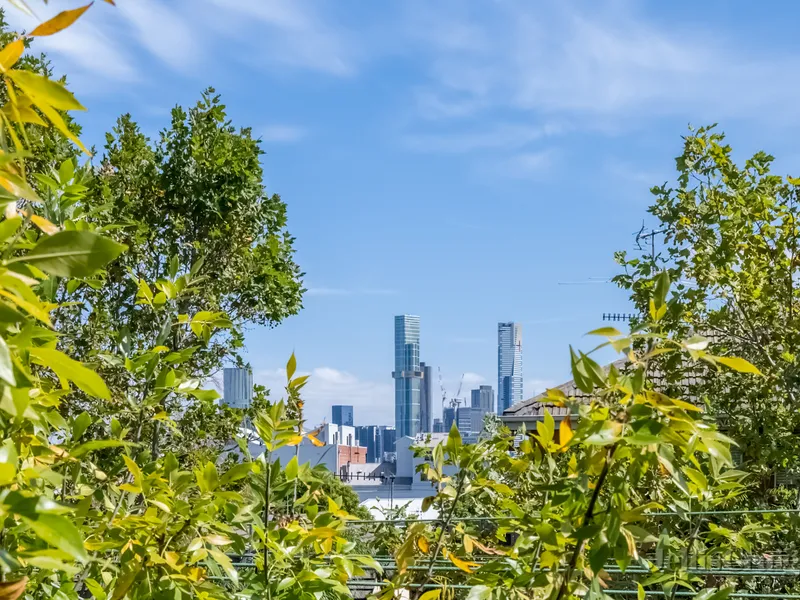 Two Bedroom Apartment with City Skyline Views
