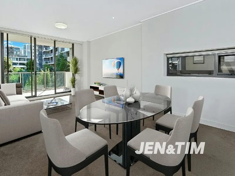 MIRVAC | NORTH FACING | NEAR NEW FLOORING