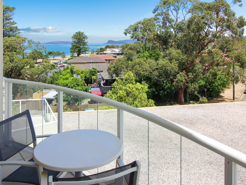 WELCOME TO PARADISE!