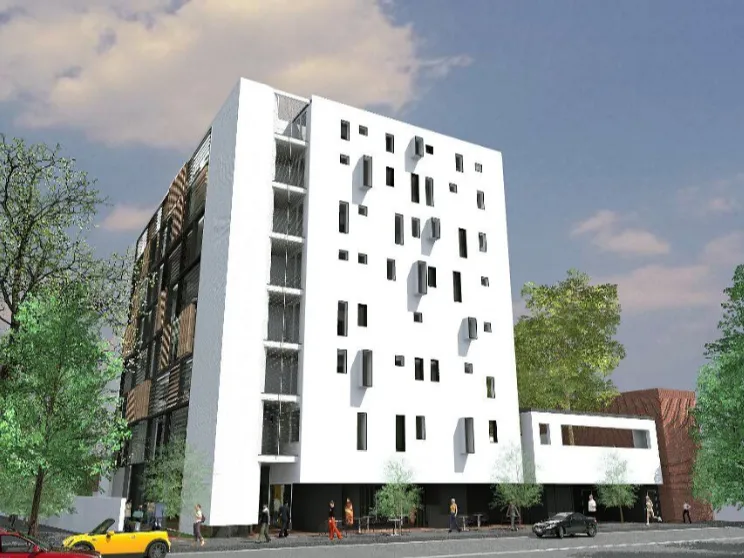 Split level 3 bedroom Apartment with a courtyard for lease