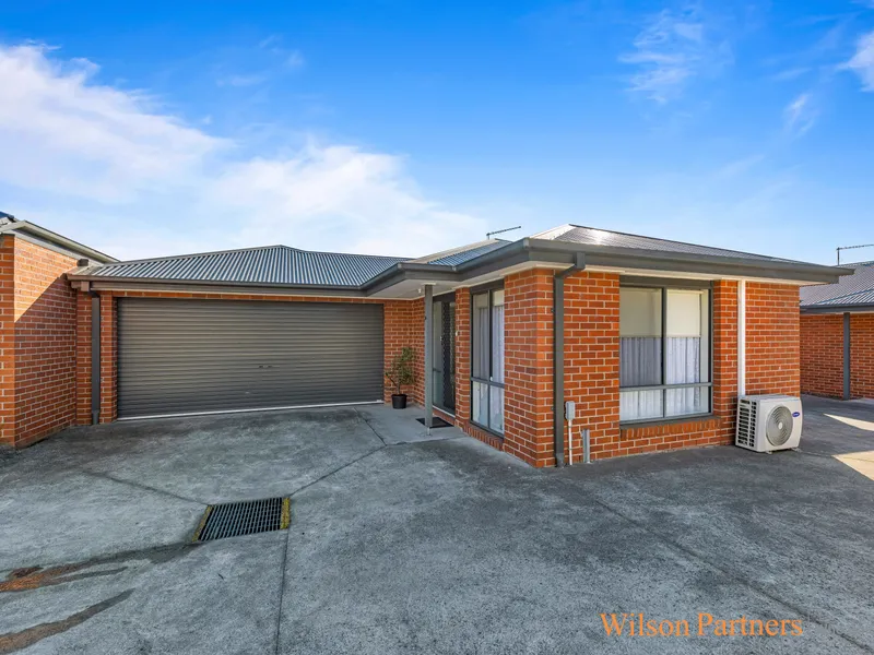 Presenting Unit 2, 40 Powlett Street Kilmore