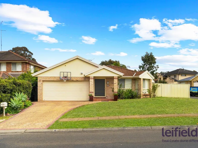 Stunning 4-Bedroom Family Home in Beaumont Hills - Modern Elegance and Timeless Charm Await!