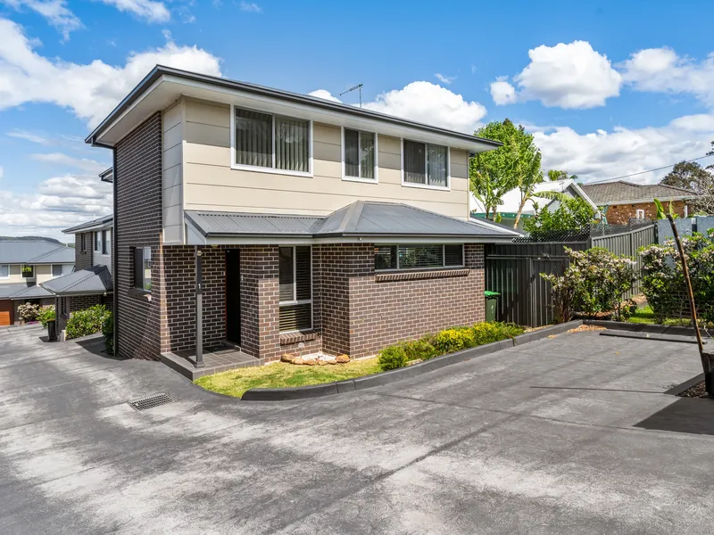 Modern, low maintence living...