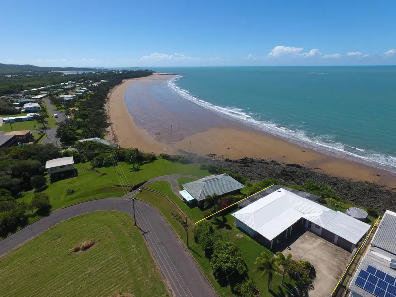 Views & More Views - Beautiful Sarina Beach