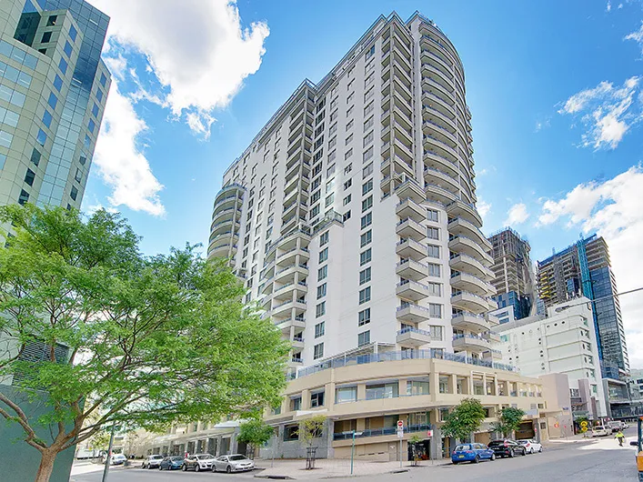 UPDATED ONE BEDROOM APARTMENT IN POPULAR SECURITY BUILDING 