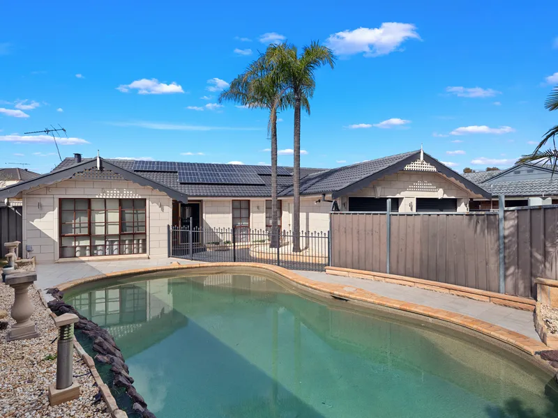 LUXURY FAMILY LIVING