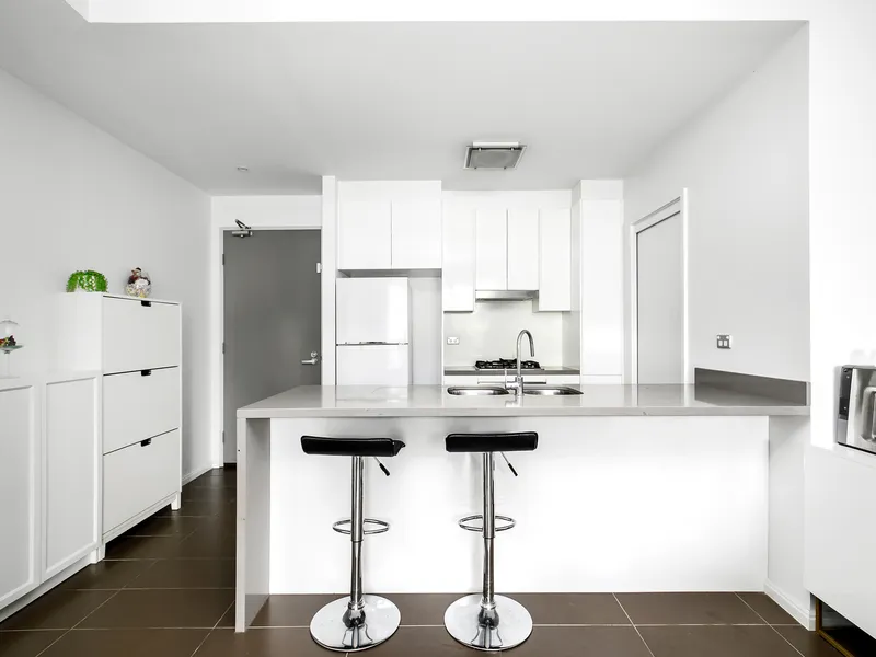 Designer Resort Style Living In A Community Minded Complex