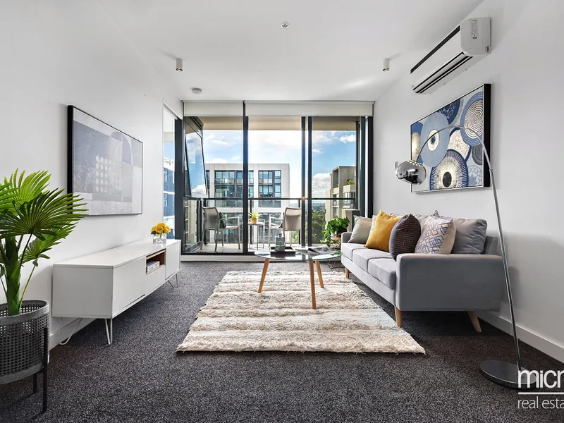 Designer Sophistication with Captivating Aspect