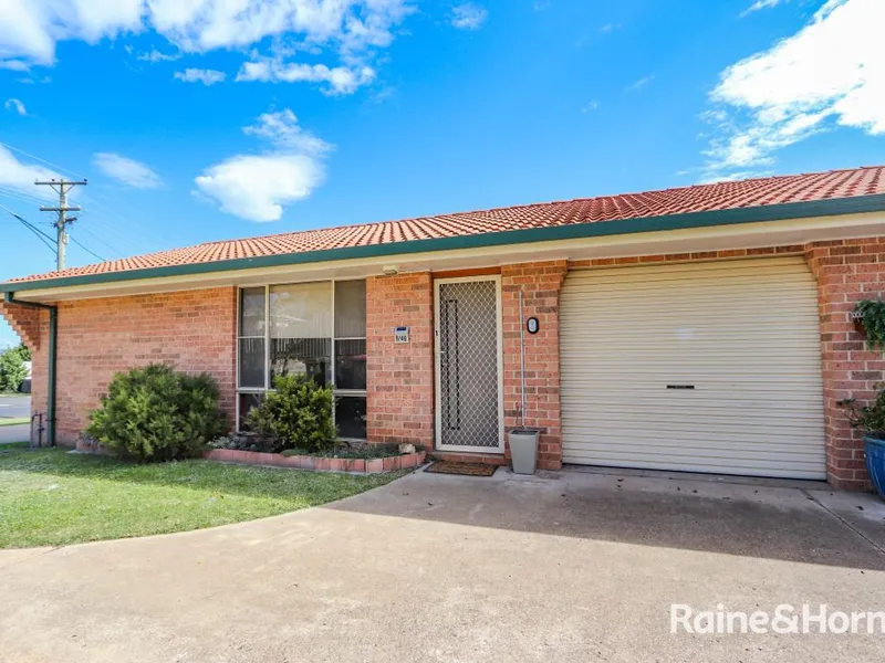 Over 55's Unit- Available 19.4.2021