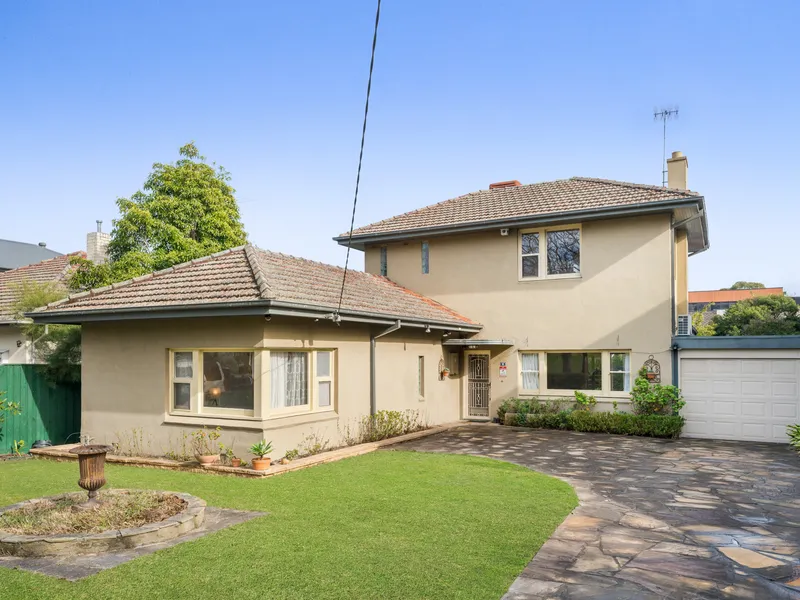 The Best Location on Anderson Park