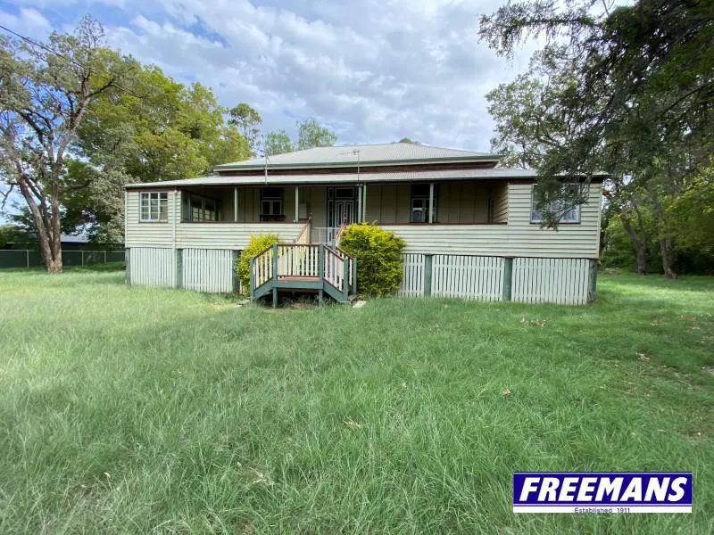 Subdividable Beautiful Queenslander on 4859m2 