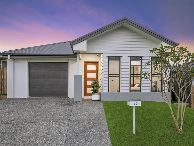 Quality family home, two living areas, beautiful alfresco & backyard!