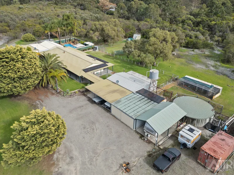 LIFESTYLE PROPERTY ON 7 ACRES!!! - LOCATION PLUS GRANNY FLAT!!