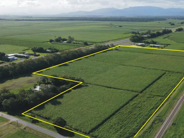 8.094 HA. (JUST UNDER 20 ACRE) BLOCK - LIFESTYLE PROPERTY OR DEVELOPMENT OPPORTUNITY!