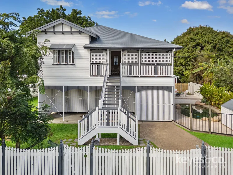 A Renovated Queenslander - With a Pool - in the Heart of Pimlico!