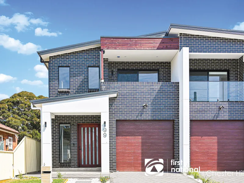 NEAR NEW 4-BEDROOM DUPLEX