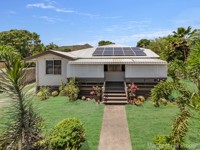 LARGE HOME IN A QUITE POCKET - 1012 - SHED & 40FT CONTAINER