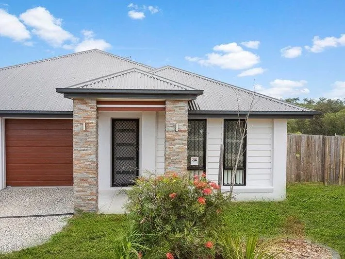 LOW MAINTENANCE - CONVENIENT LIVING