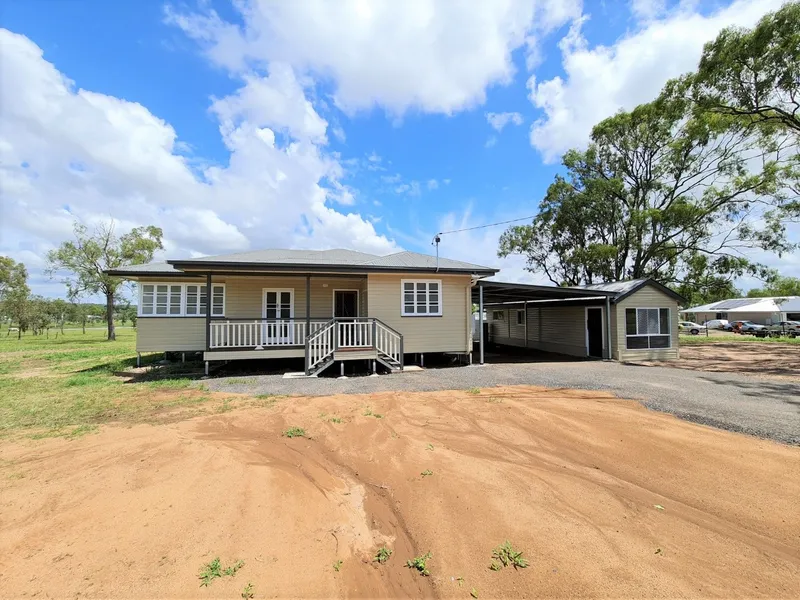 Elegant Renovation, Irresistible Charm + Self Contained Granny Flat