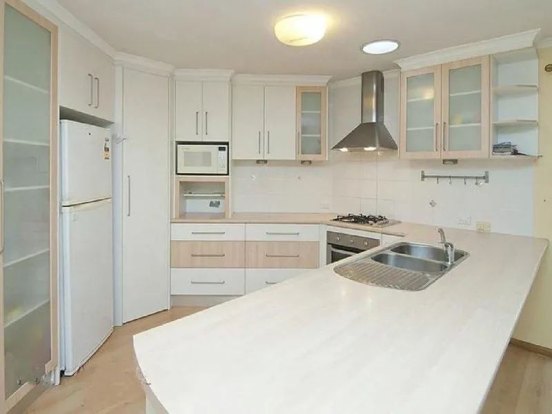 say good-bye to your electricity bill with this 6.6kw solar panel Picture Perfect Large Family Home on 1000sqm 