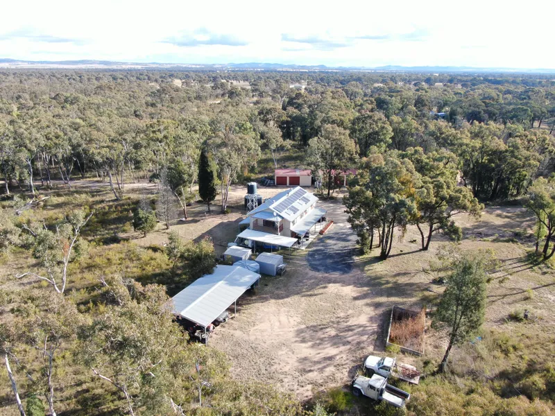 3 Bedroom Home on 25 Acres