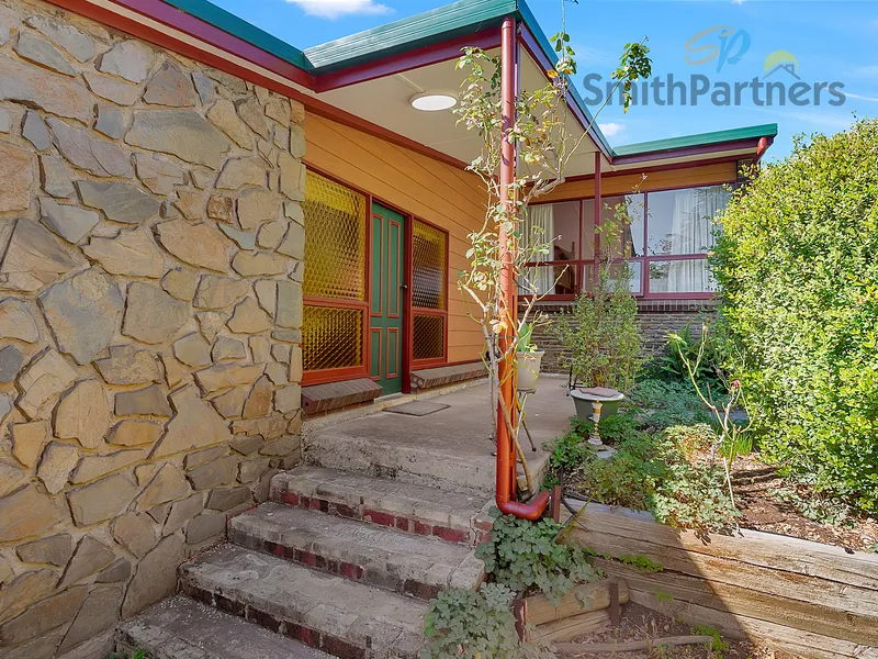70’s Retro Style Home!