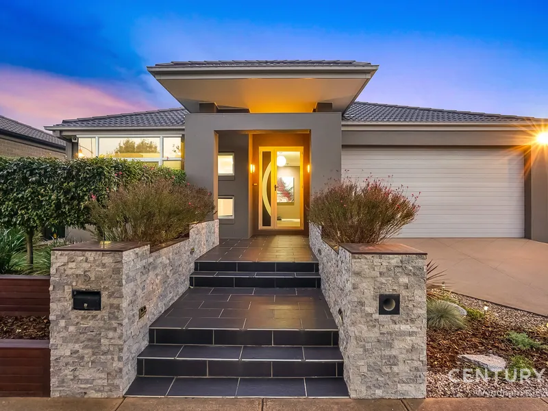 Rare Custom Gem on Enormous North Facing Block 