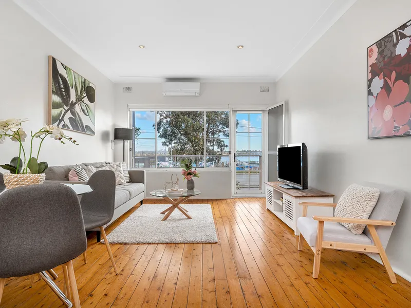 Lifestyle Apartment In Beachside Location