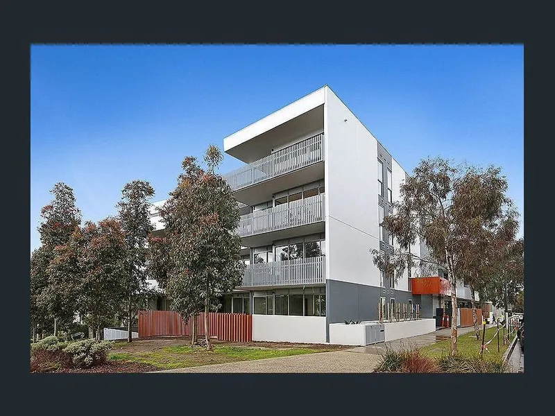 MODERN LIVING IN THE HEART OF UNI HILL