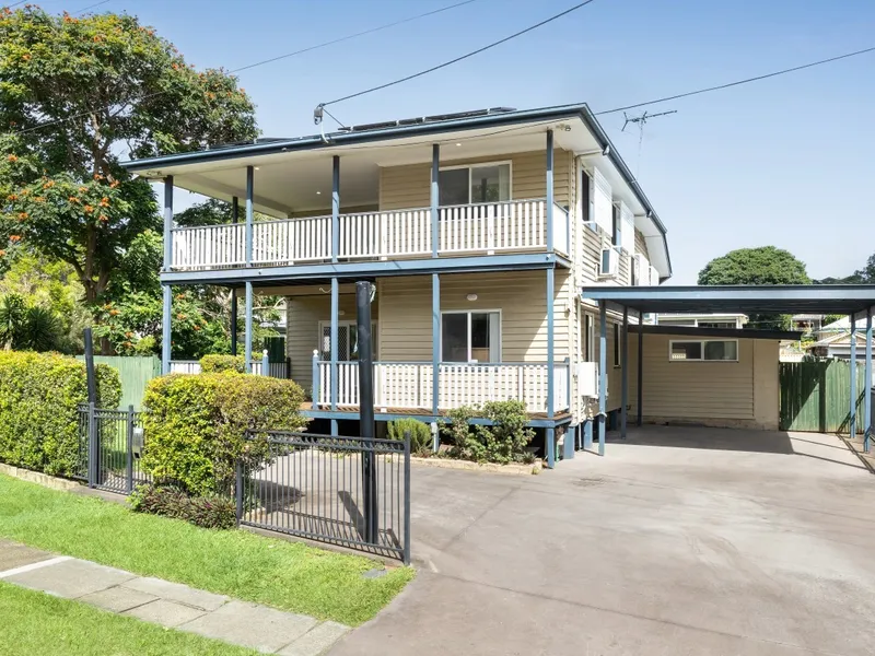 TRANQUIL PARK SETTING IN MOOROOKA