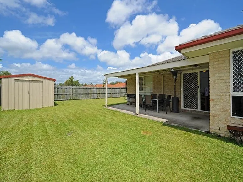 SIDE ACCESS ON 600M2 - NEAT & TIDY FAMILY HOME OR INVESTMENT