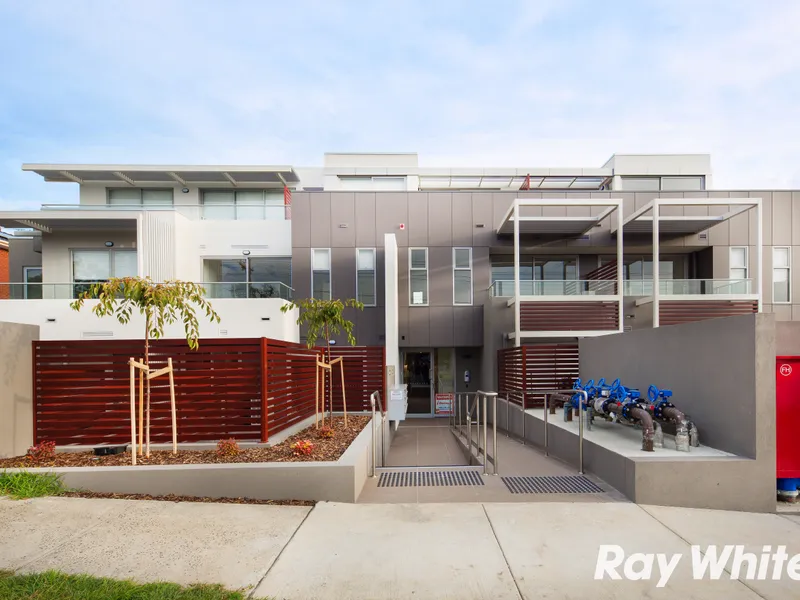 GENEROUS PRIVATE COURTYARD IN MWSC