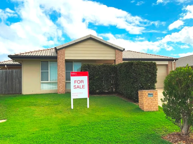 LARGE 4 BEDROOM FAMILY HOME