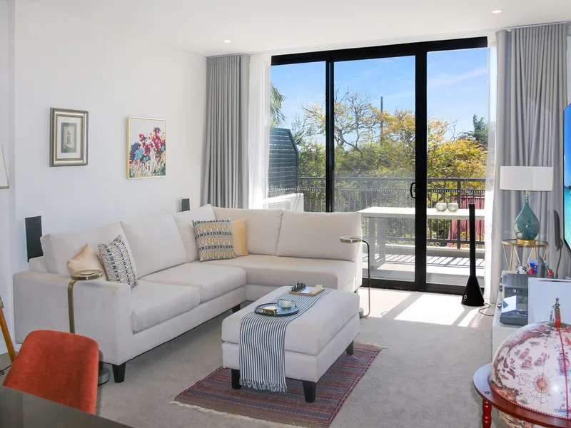 NORTH FACING , QUIET LOCATION , 2 BEDROOM + RUMPUS/ MEDIA ROOM , NEAR NEW One of a kind!