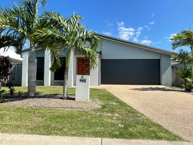 MODERN FOUR-BEDROOM FAMILY HOME