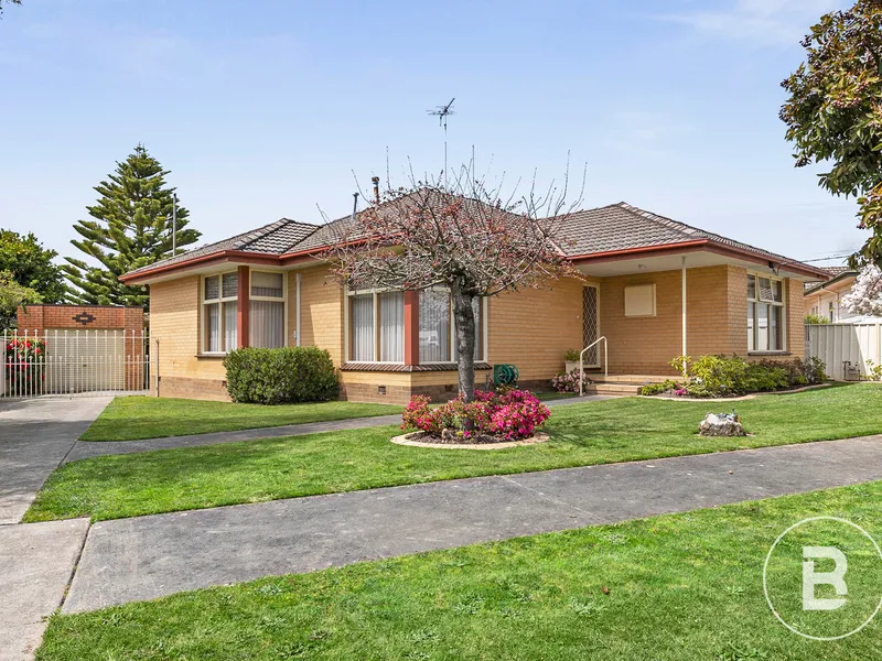 SPACIOUS THREE-BEDROOM HOME IN GREAT LOCATION!