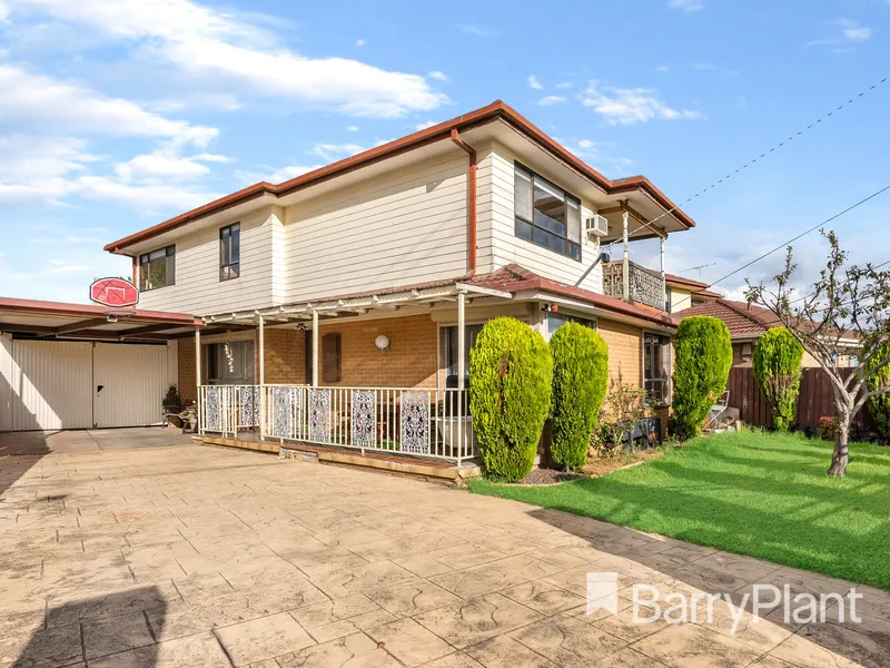 Huge Home In Great Location