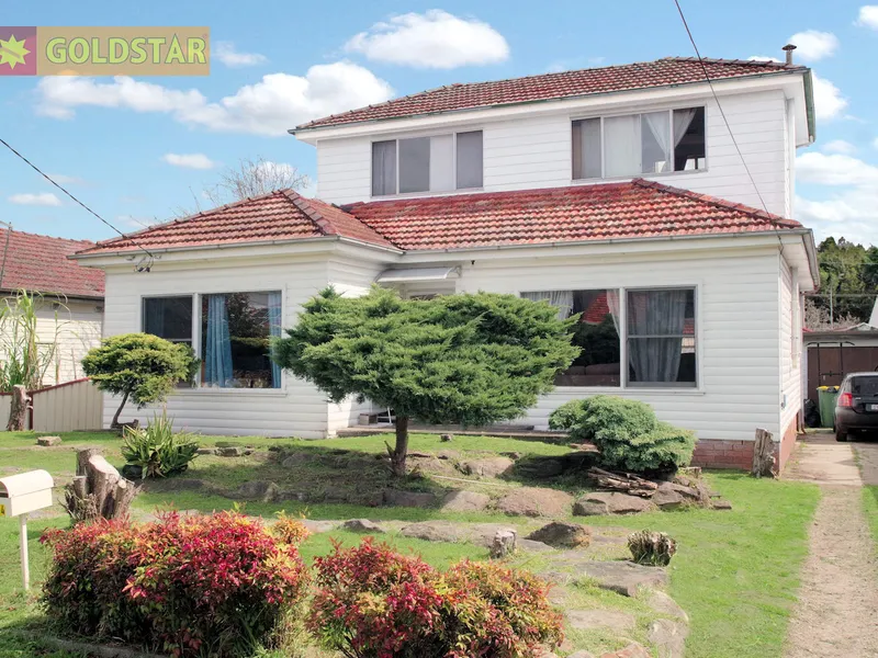 FIVE BEDROOMS HOUSE FOR BIG FAMILY